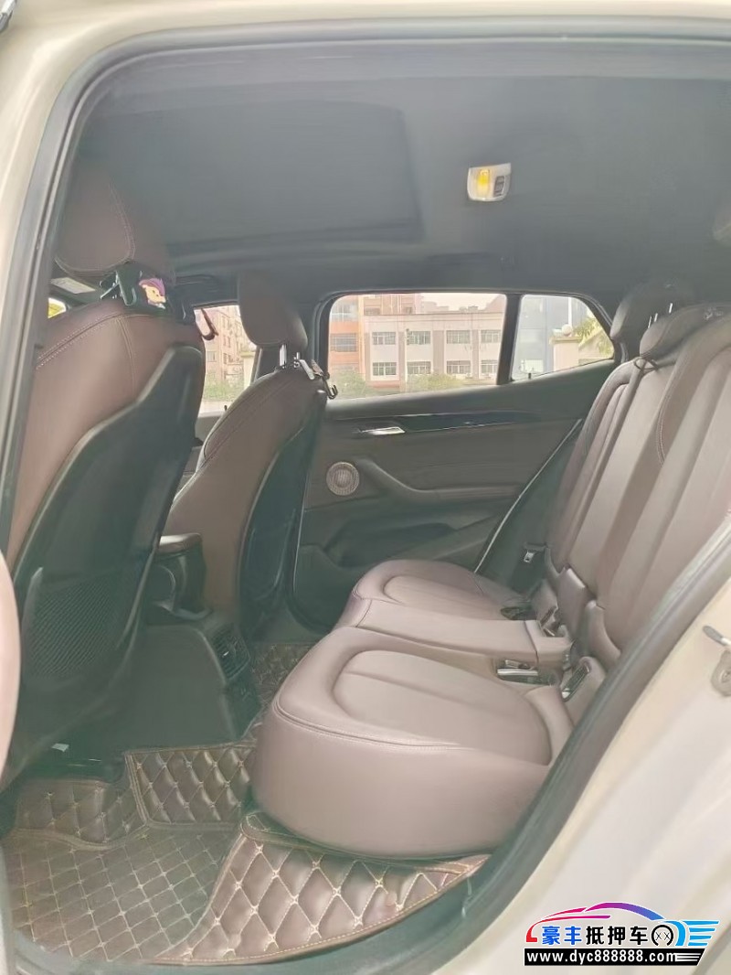 21年宝马X2轿车抵押车出售