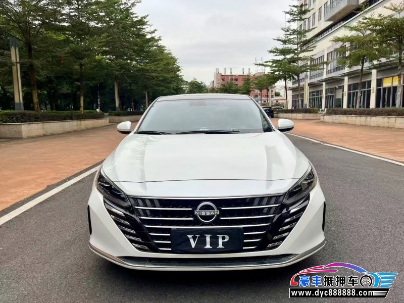 23年日产天籁轿车抵押车出售