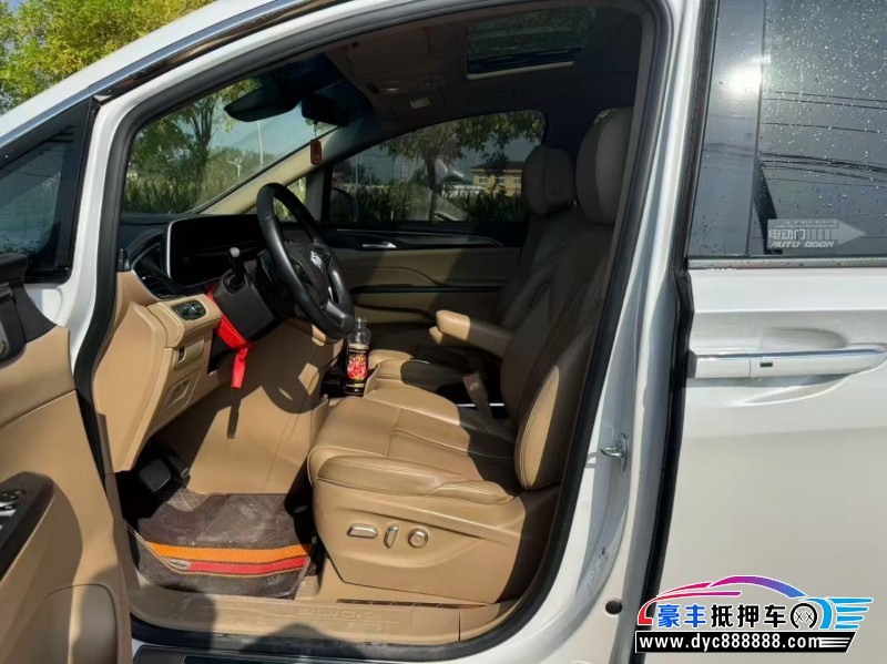 20年别克GL8MPV抵押车出售