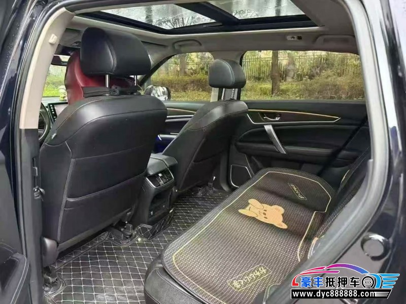 19年本田冠道轿车抵押车出售