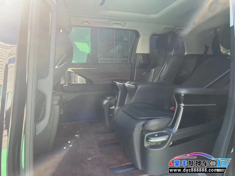 23年传祺M8轿车抵押车出售