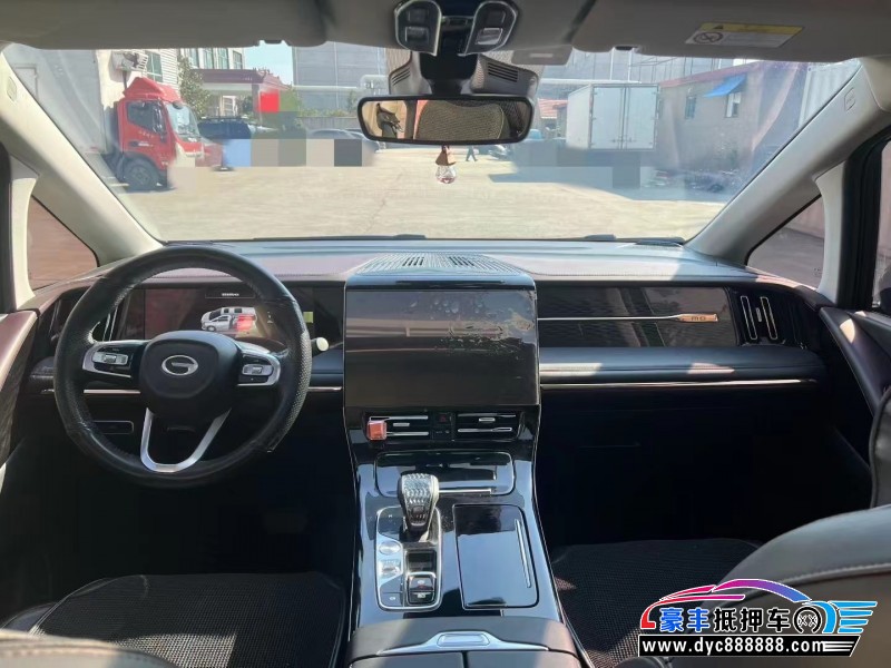 23年传祺M8轿车抵押车出售