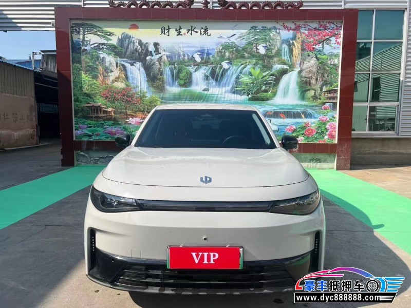 24年零跑C10轿车抵押车出售