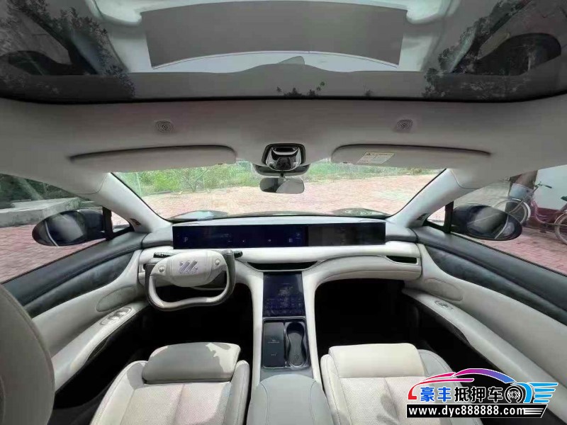 24年智己LS6轿车抵押车出售