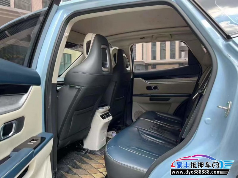 23年捷途大圣轿车抵押车出售