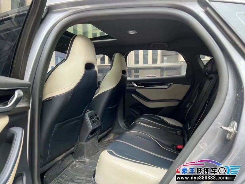 21年比亚迪秦轿车抵押车出售