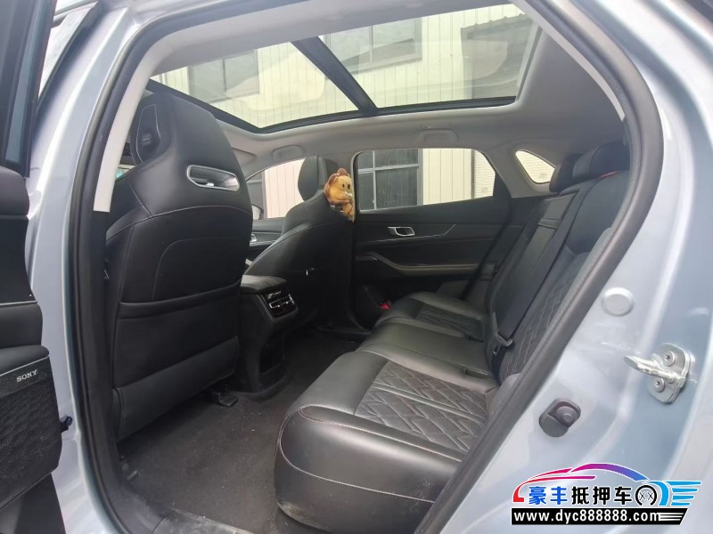 21年长安长安UNI轿车抵押车出售