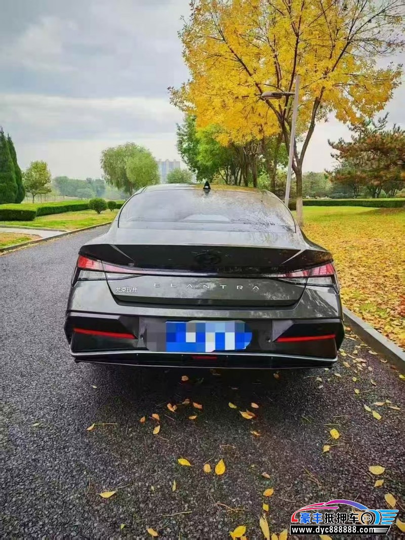 24年现代伊兰特轿车抵押车出售