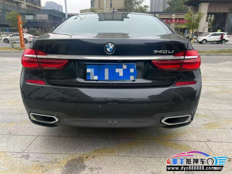 18年宝马7系轿车抵押车出售