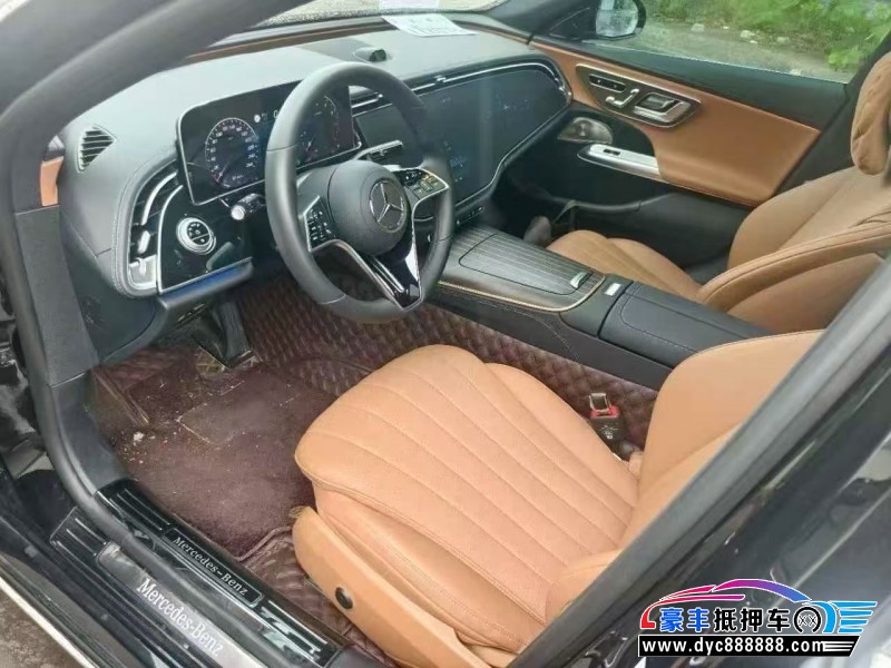 25年奔驰E轿车抵押车出售