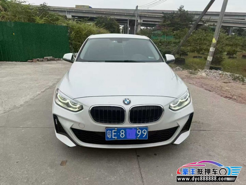 22年宝马1系轿车抵押车出售