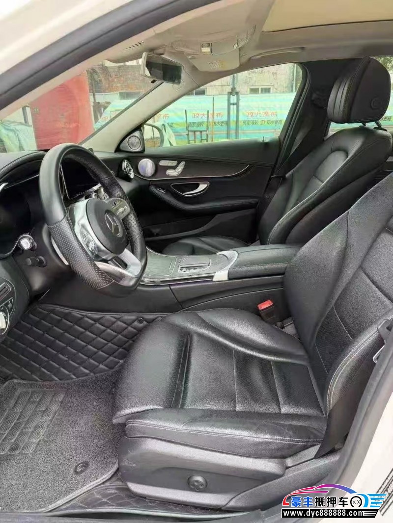 20年奔驰C轿车抵押车出售