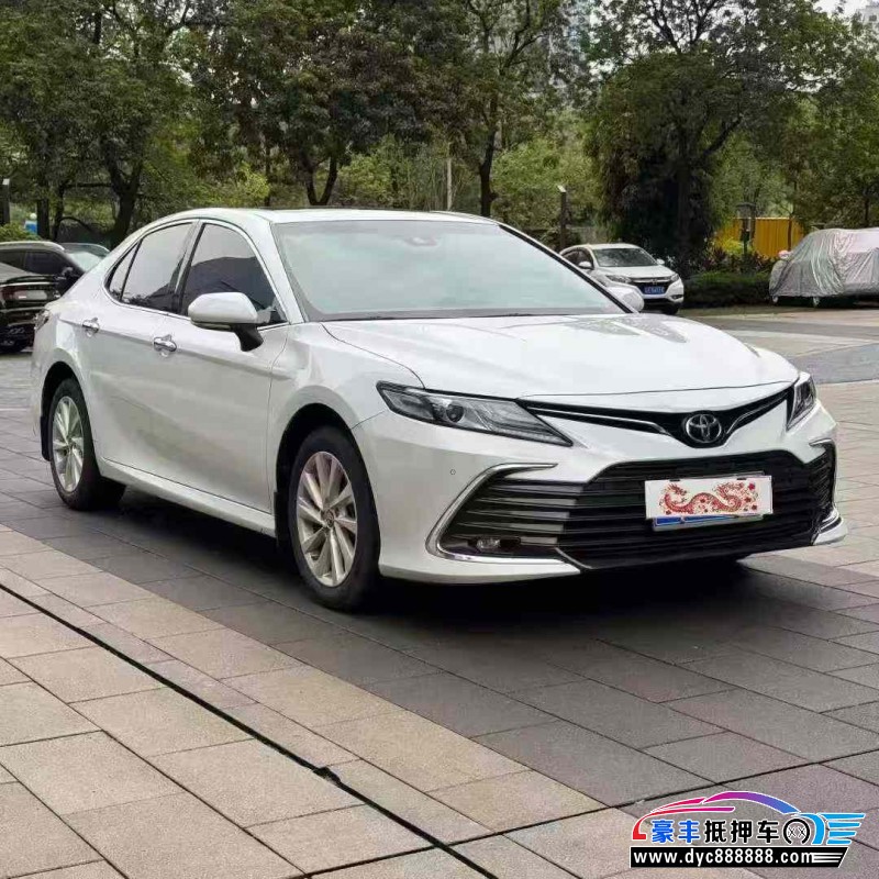 22年丰田凯美瑞轿车抵押车出售