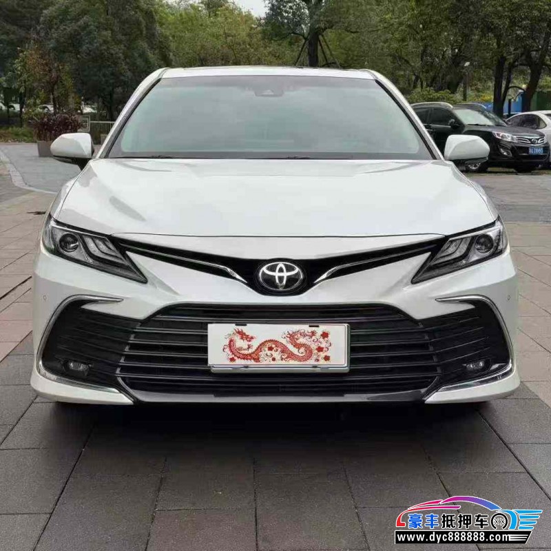 22年丰田凯美瑞轿车抵押车出售