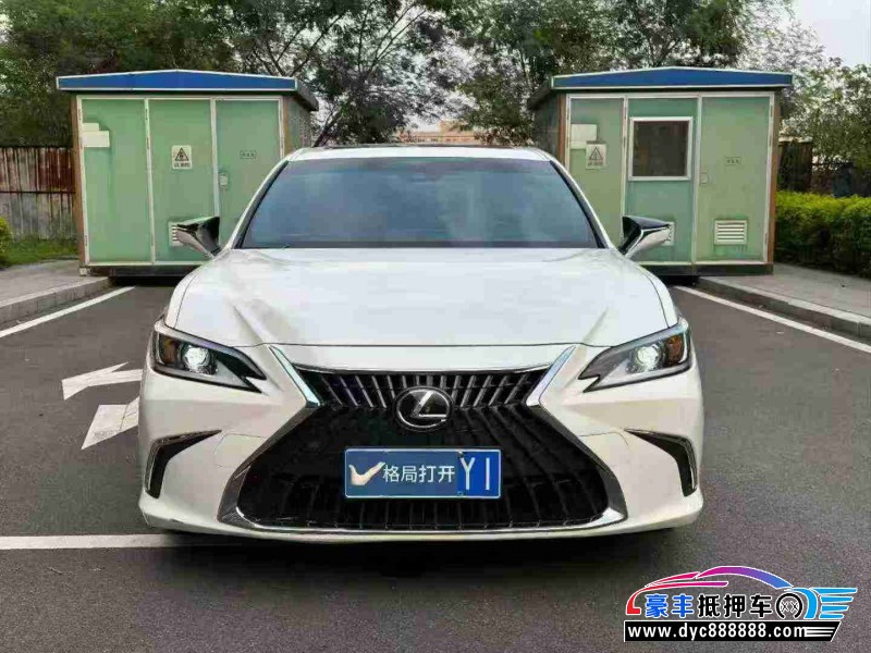 22年雷克萨斯ES轿车抵押车出售