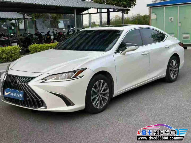 22年雷克萨斯ES轿车抵押车出售