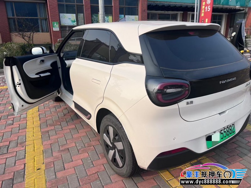 25年东风纳米01轿车抵押车出售