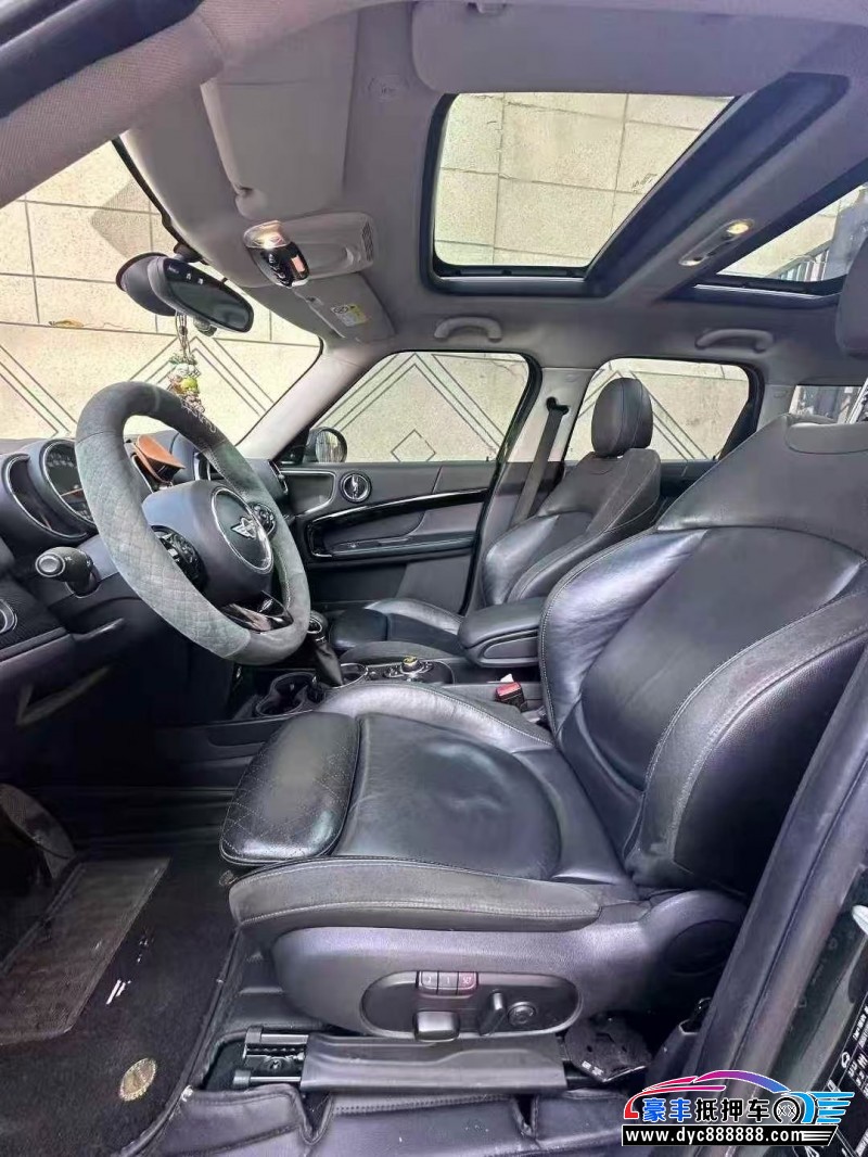 17年宝马MINI轿车抵押车出售