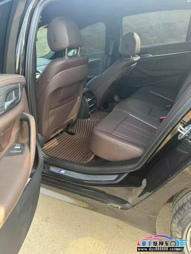 21年宝马5系轿车抵押车出售