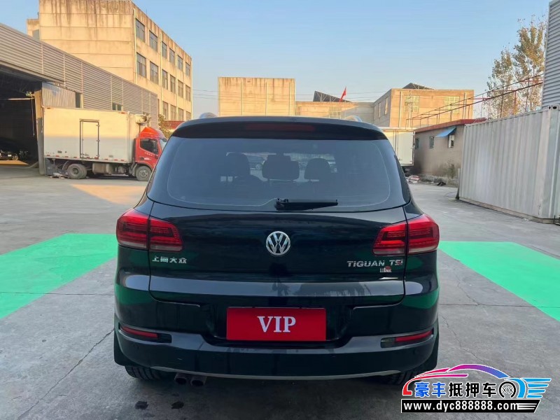 15年大众途观轿车抵押车出售