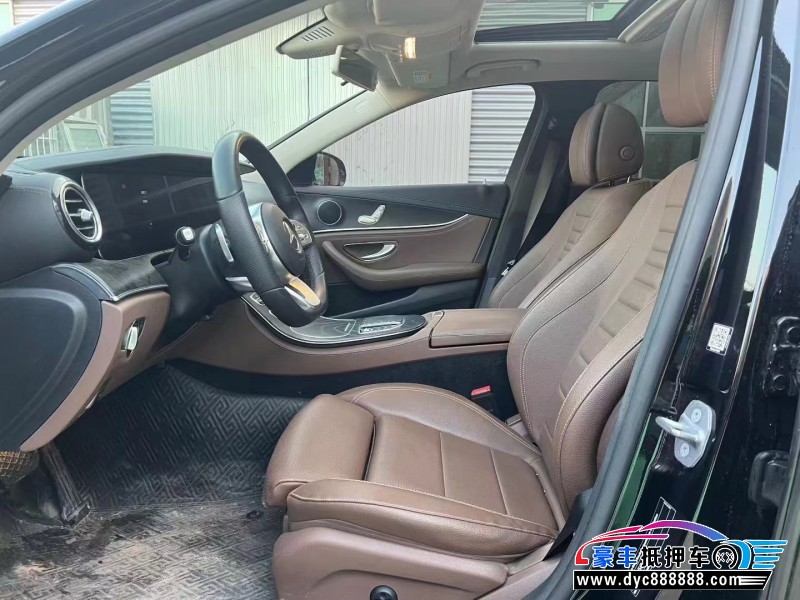 19年奔驰E轿车抵押车出售