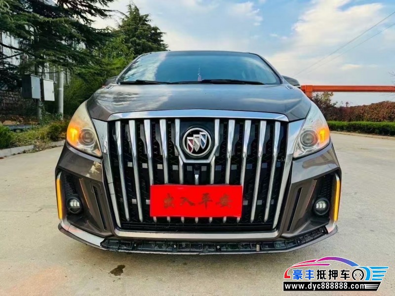 13年别克GL8轿车抵押车出售