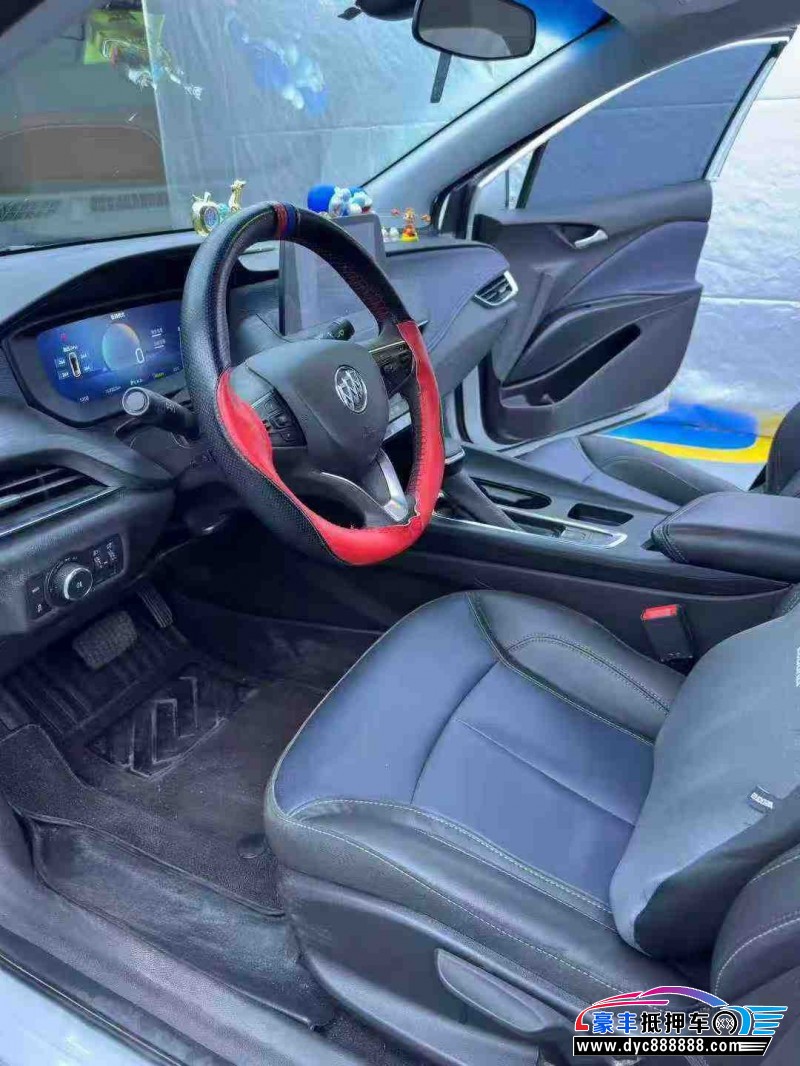 24年别克微蓝轿车抵押车出售