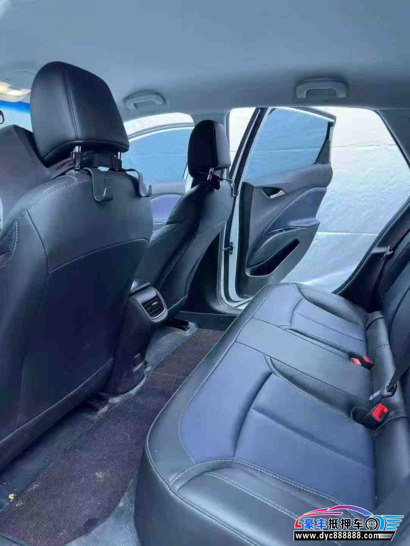 24年别克微蓝轿车抵押车出售