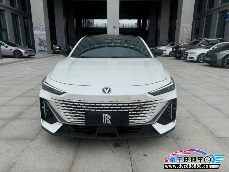 23年长安长安UNI轿车抵押车出售