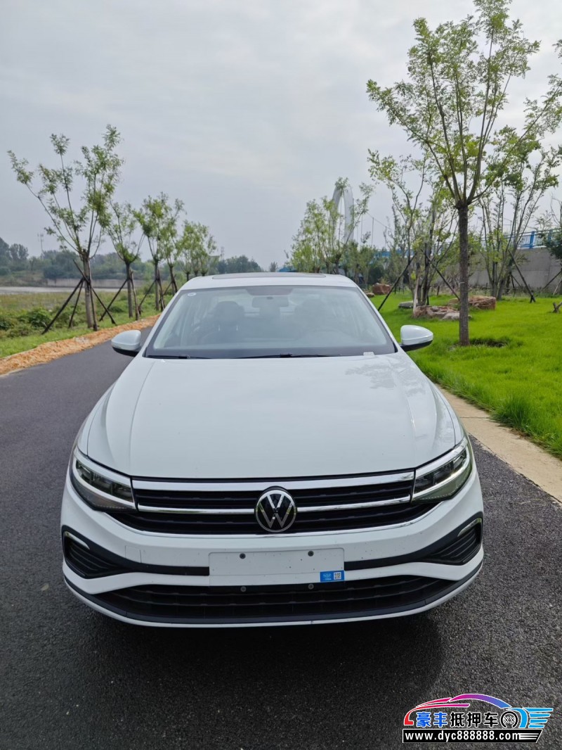 25年大众宝来轿车抵押车出售