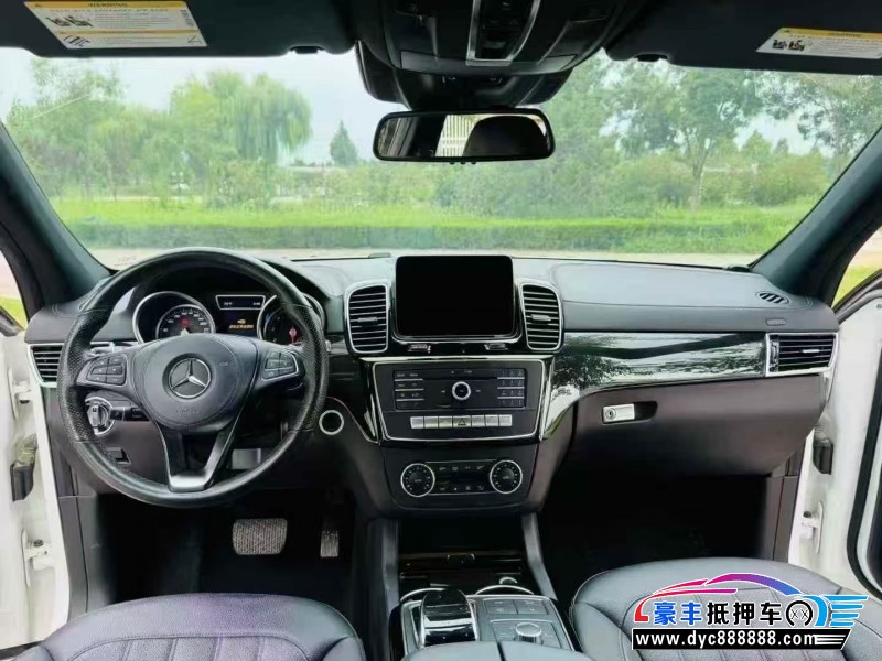 19年奔驰GLS轿车抵押车出售
