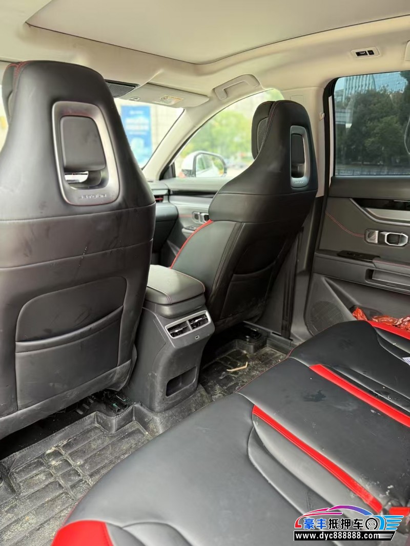 25年捷途大圣轿车抵押车出售