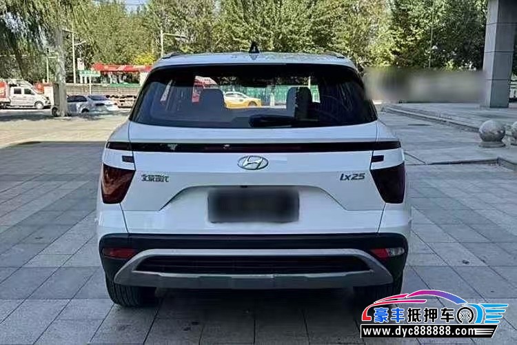 21年现代ix25轿车抵押车出售