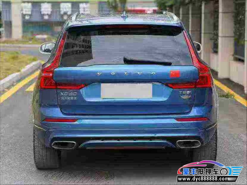 19年沃尔沃XC60轿车抵押车出售