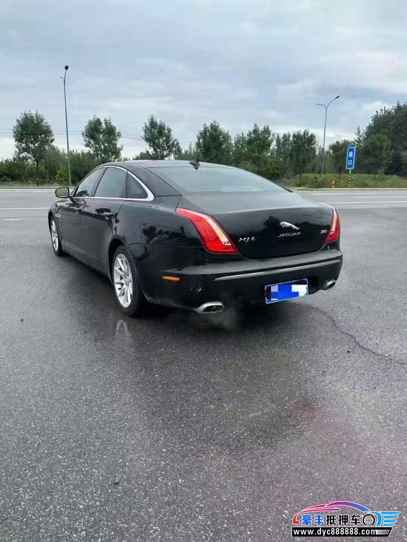 16年捷豹XJL轿车抵押车出售