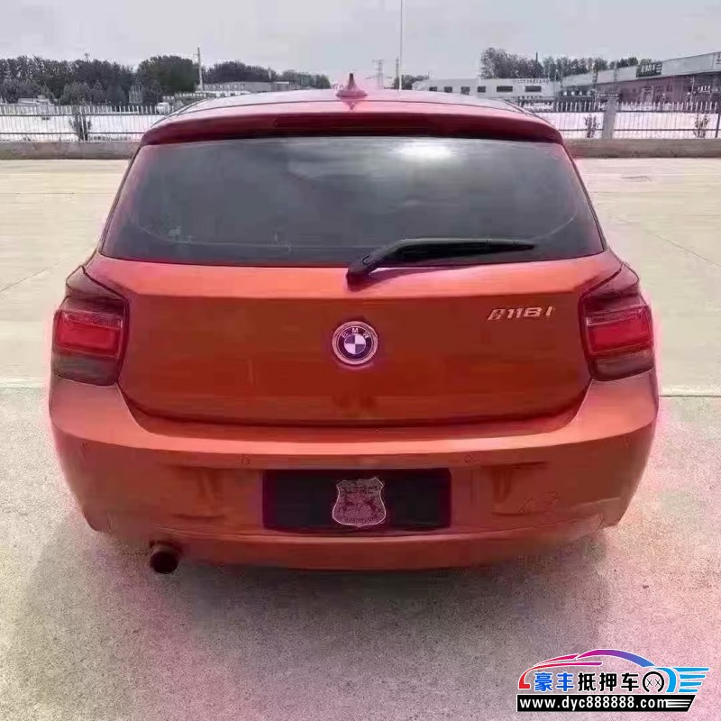 14年宝马1系轿车抵押车出售