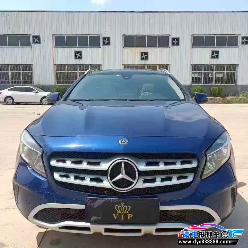 19年奔驰GLA轿车抵押车出售