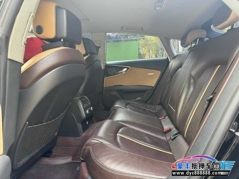 17年奥迪A7轿车抵押车出售