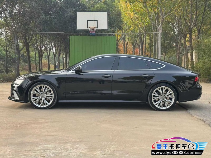 17年奥迪A7轿车抵押车出售