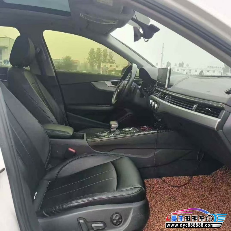 18年奥迪A4L轿车抵押车出售