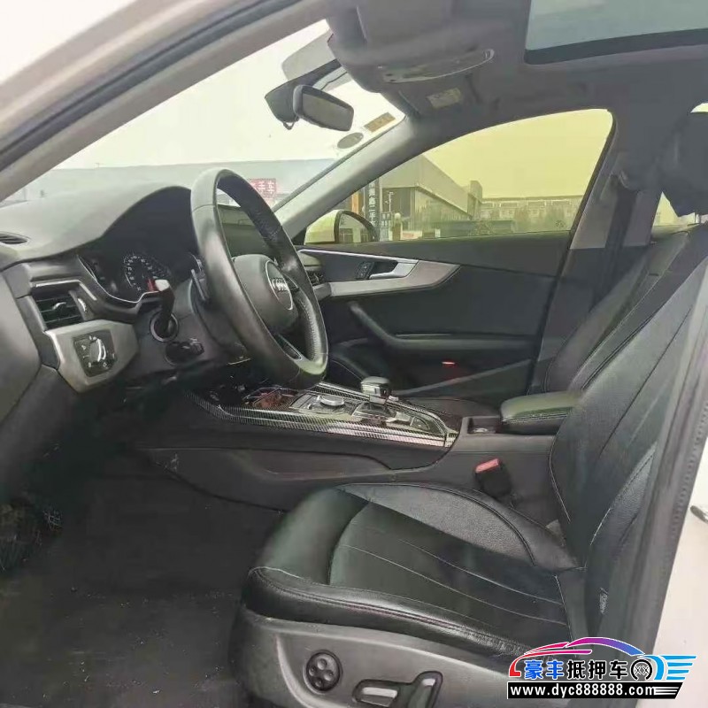 18年奥迪A4L轿车抵押车出售