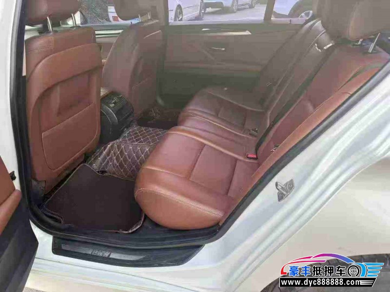 15年宝马5系轿车抵押车出售