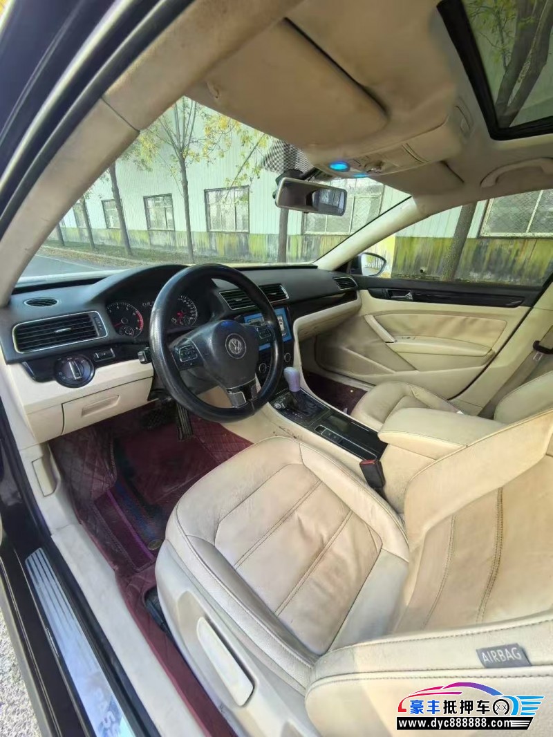 13年大众帕萨特轿车抵押车出售