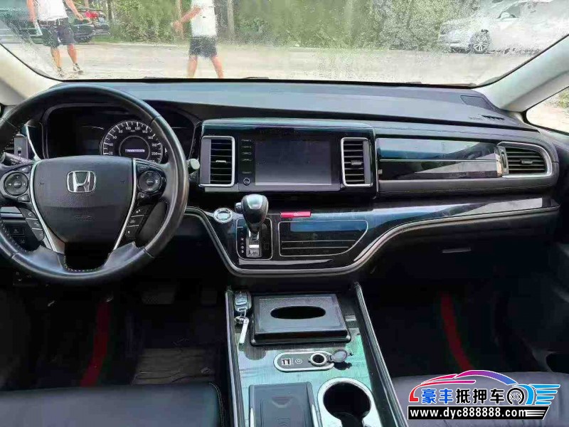 21年本田艾力绅轿车抵押车出售