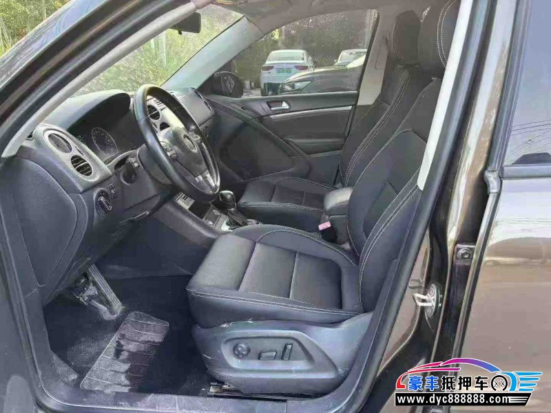 14年大众途观轿车抵押车出售