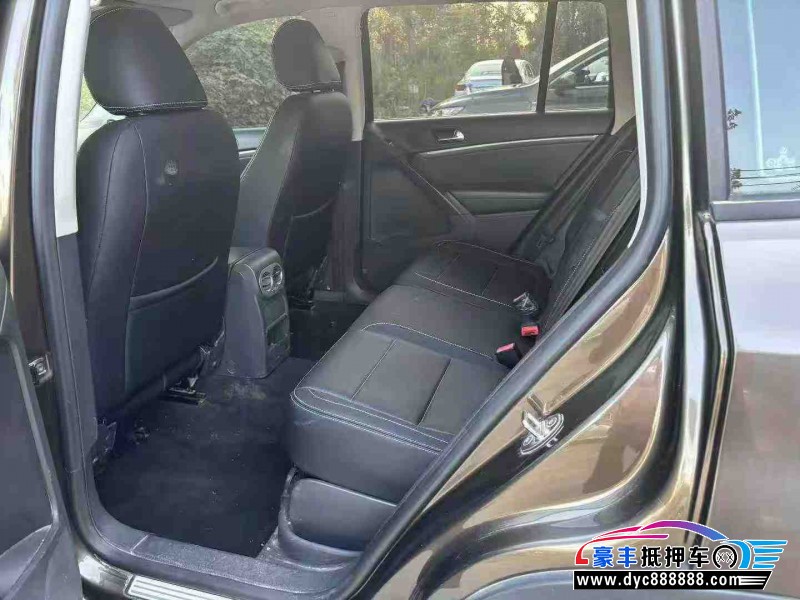 14年大众途观轿车抵押车出售