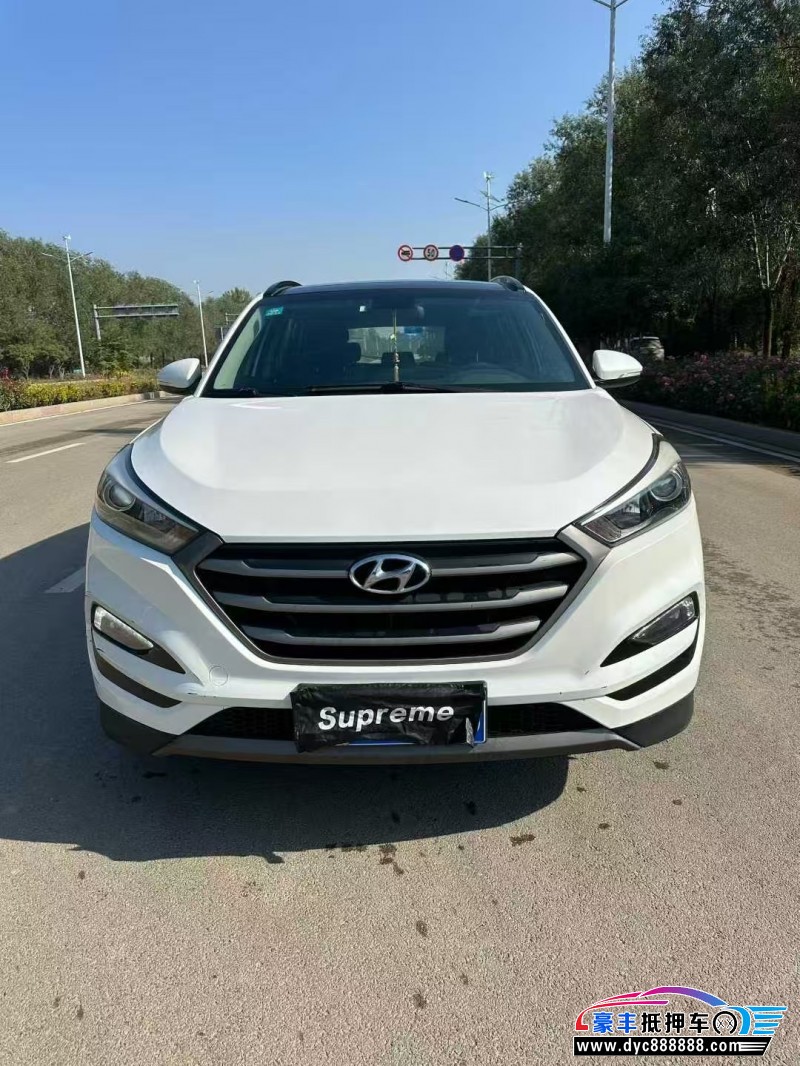 16年现代途胜轿车抵押车出售