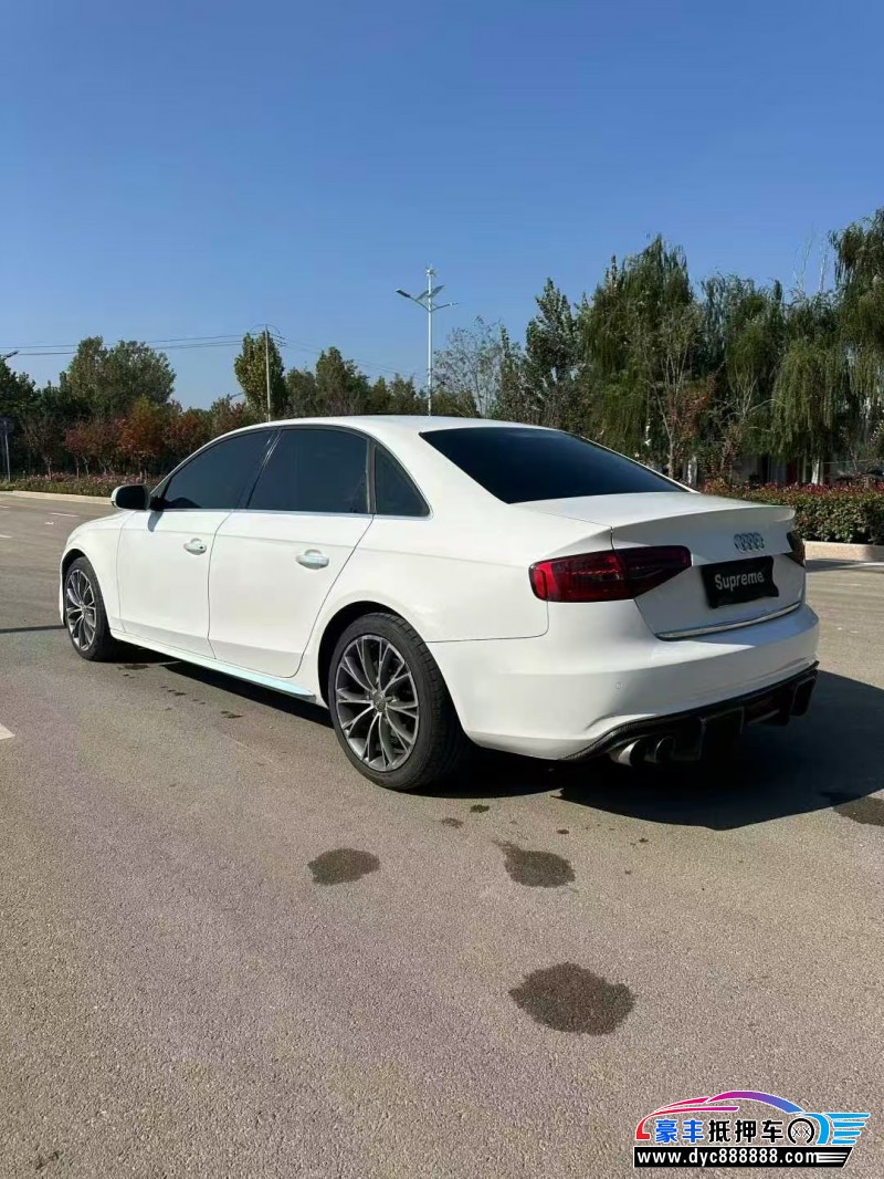 15年奥迪A4L轿车抵押车出售