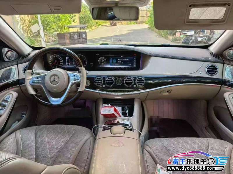 20年奔驰迈巴赫S级轿车抵押车出售