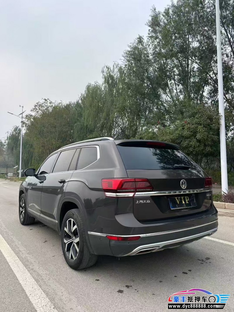 17年大众途昂轿车抵押车出售